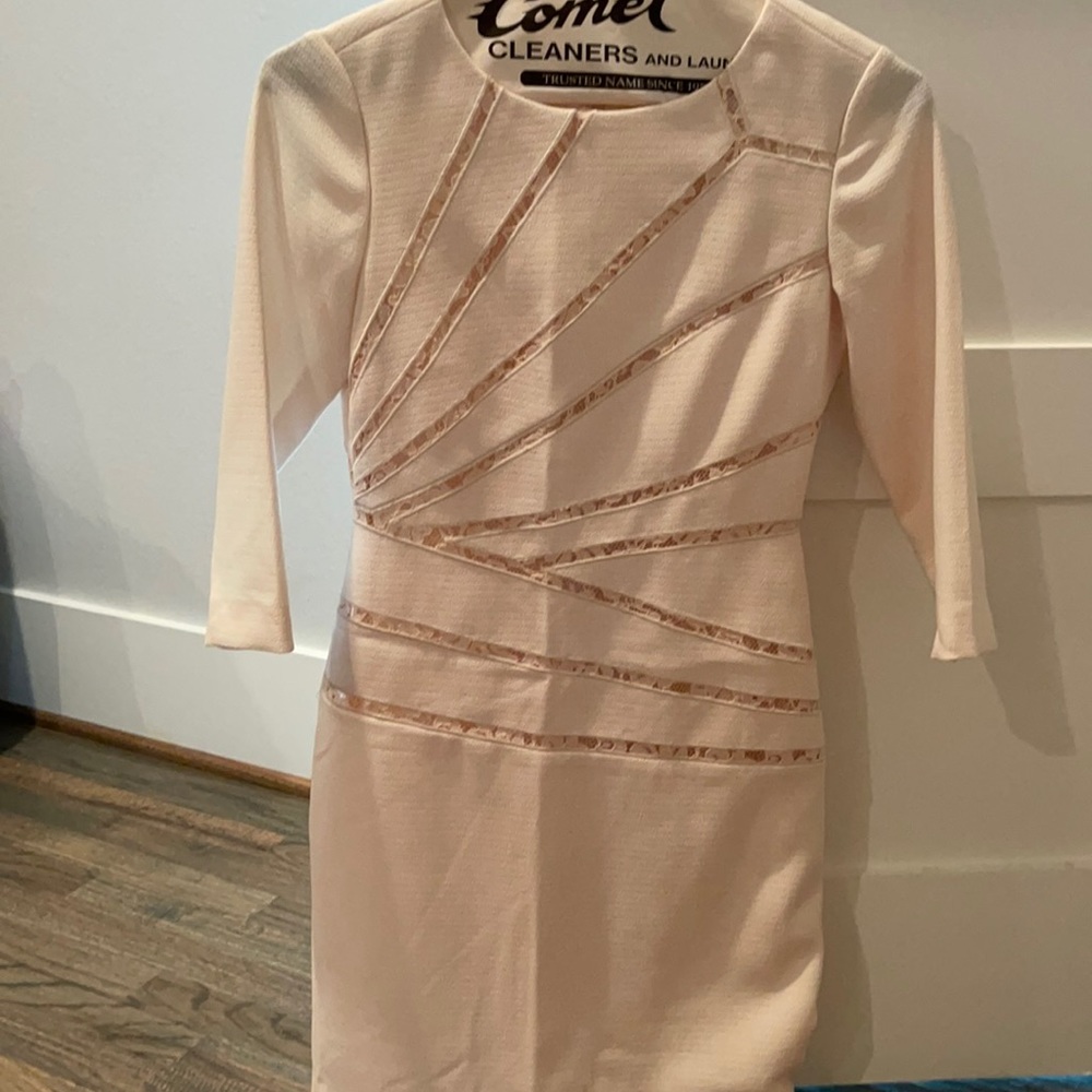 Size 2 Tahari dress